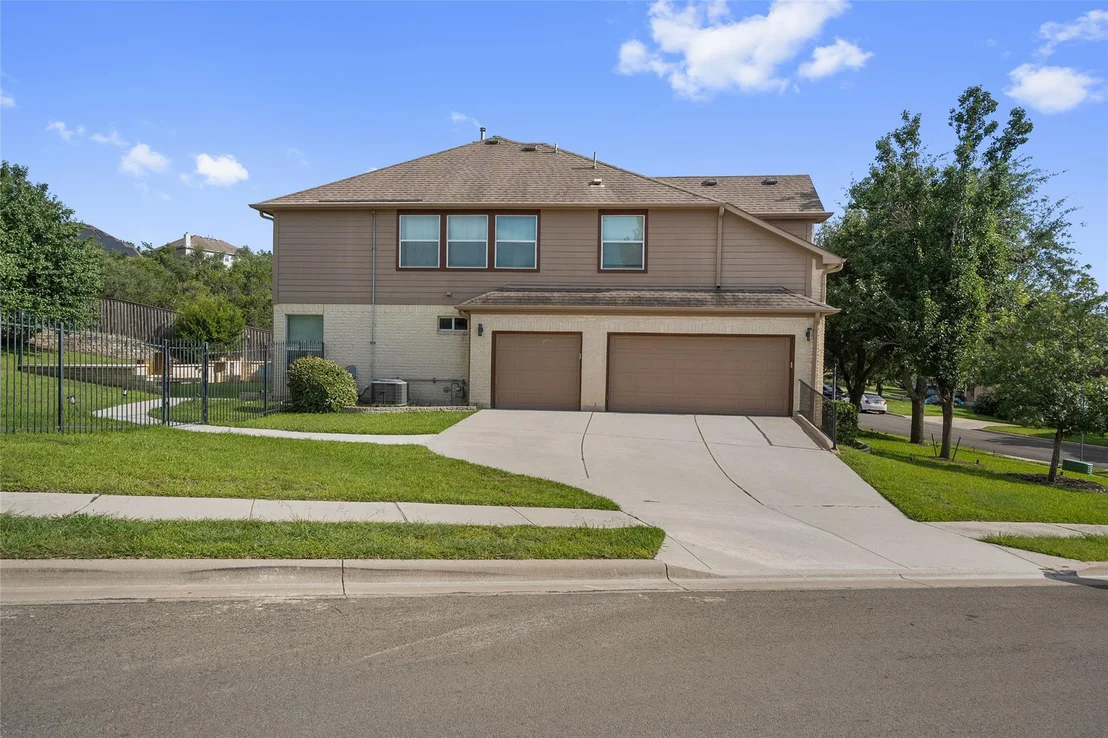 Photo of 7601 Crackling Creek DR