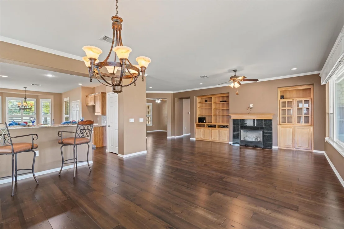 Photo of 127 Durango TRL