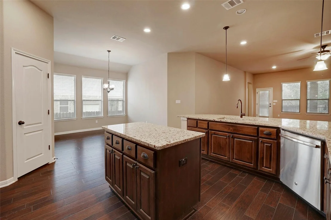 Photo of 2616 Hilltop Divide LN