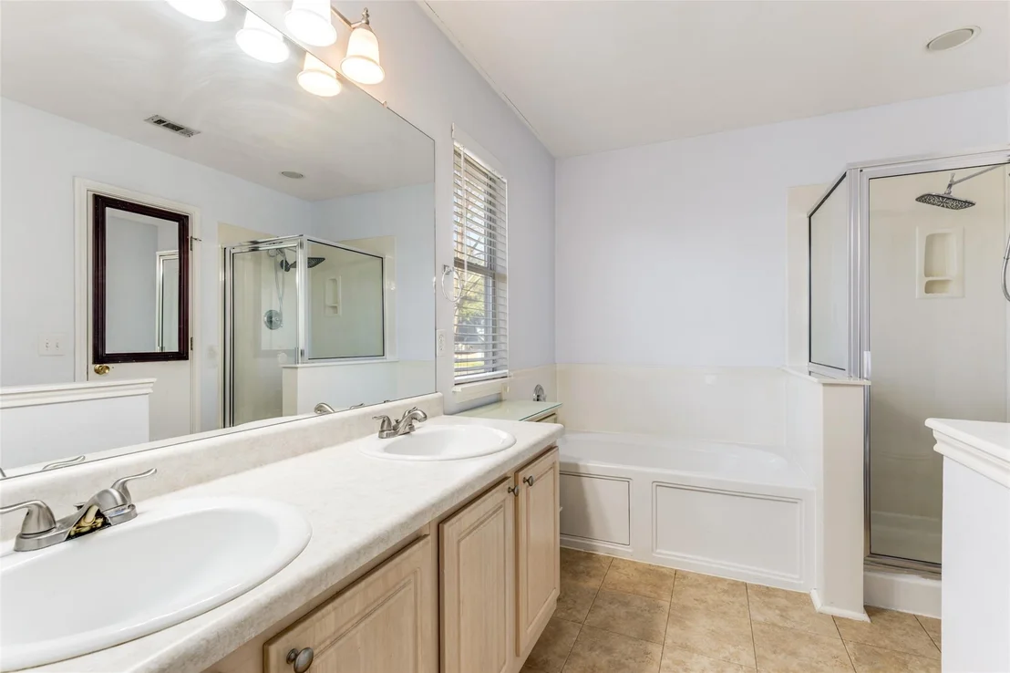 Photo of 272 Tobin DR