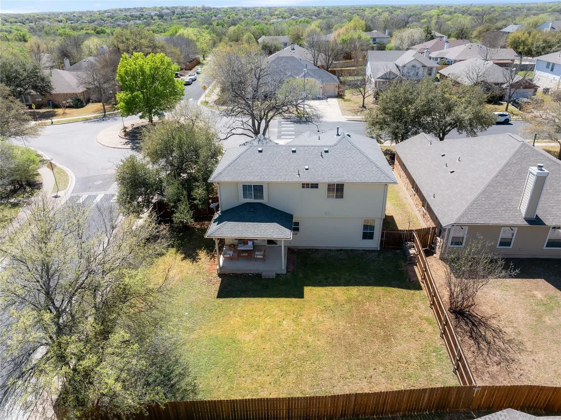 Photo of 3100 Lynnbrook DR