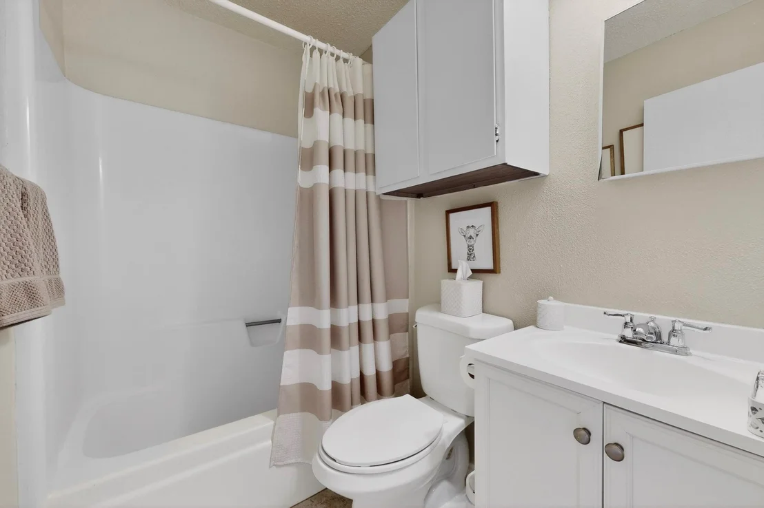 Photo of 1306 Lawnmont DR