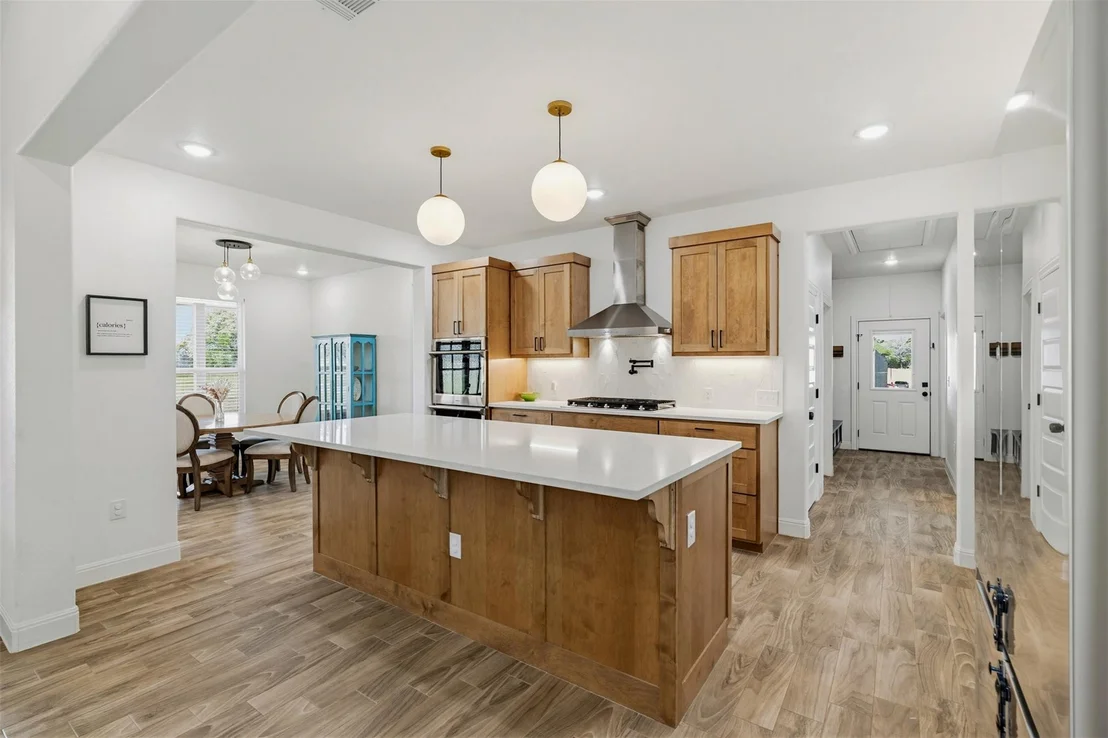 Photo of 1680 County Road 302