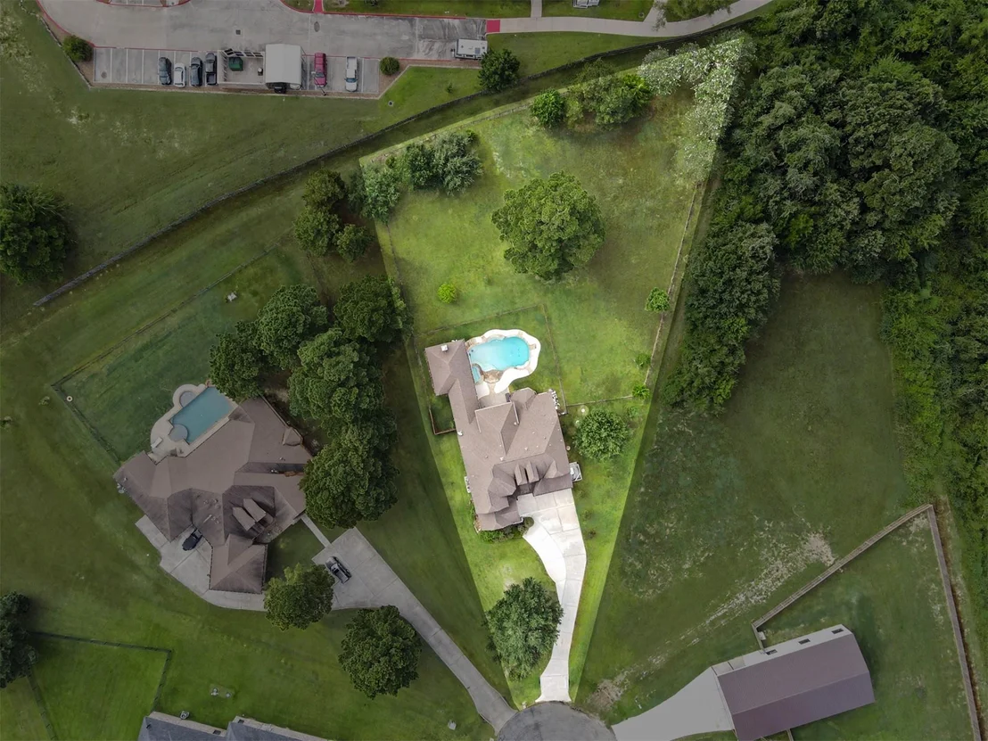 Photo of 19089 Grandview PT