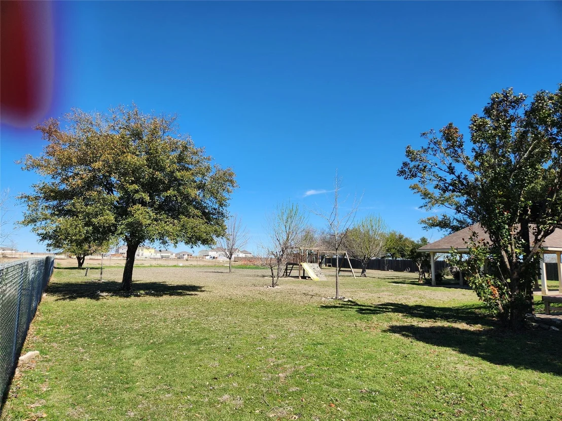 Photo of 58 Fairview DR