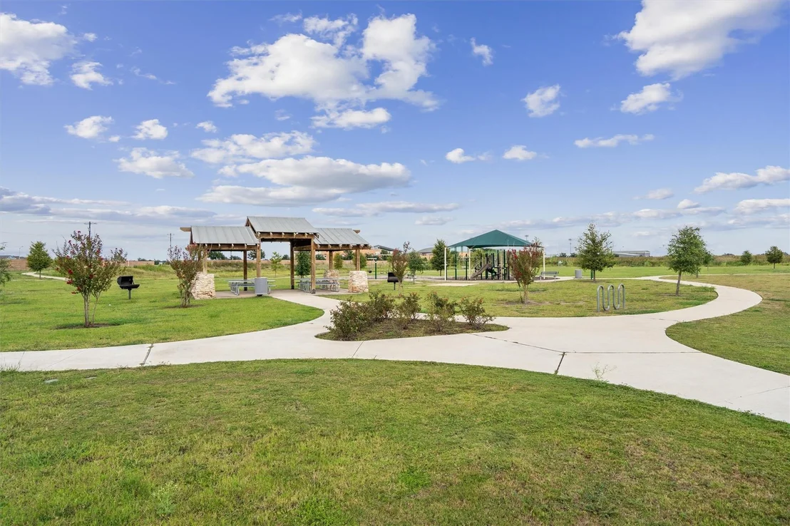 Photo of 138 Beth Ann LOOP