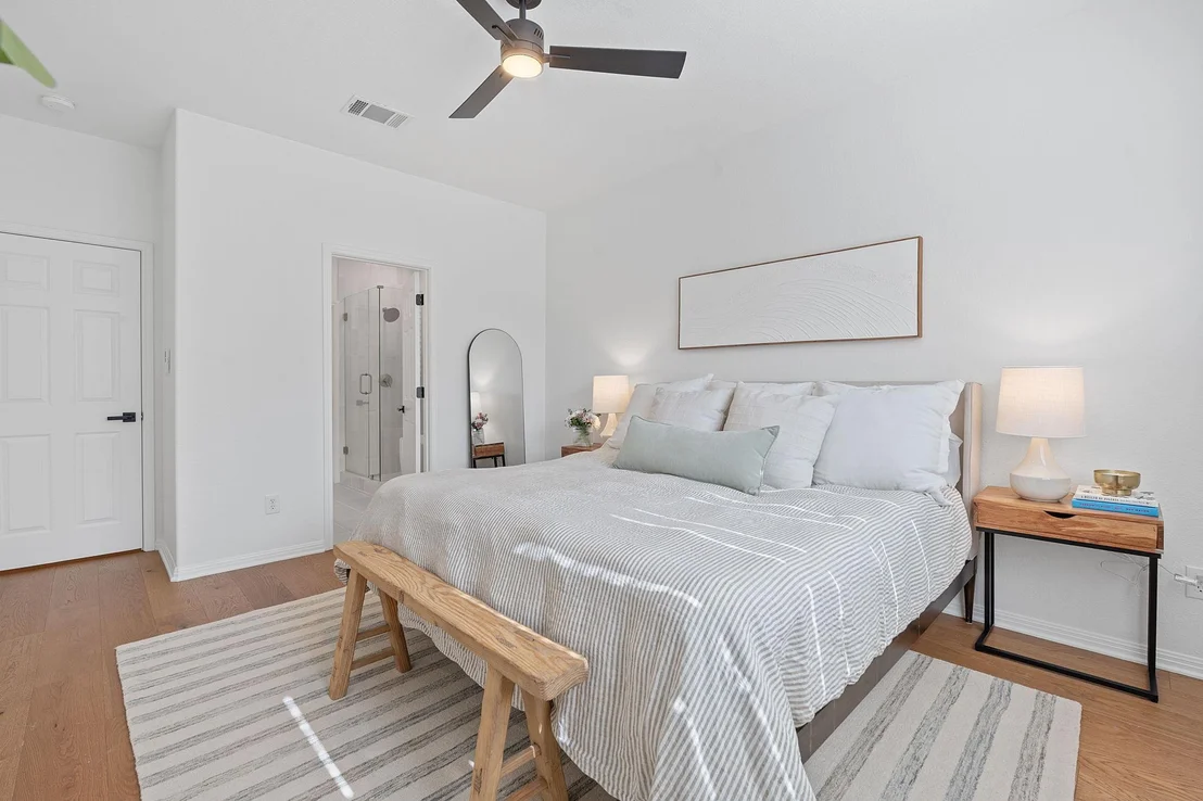 Photo of 2209 Westfalian TRL