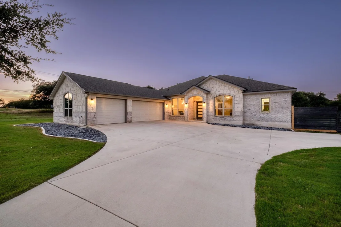 Photo of 101 Enclave Park CV