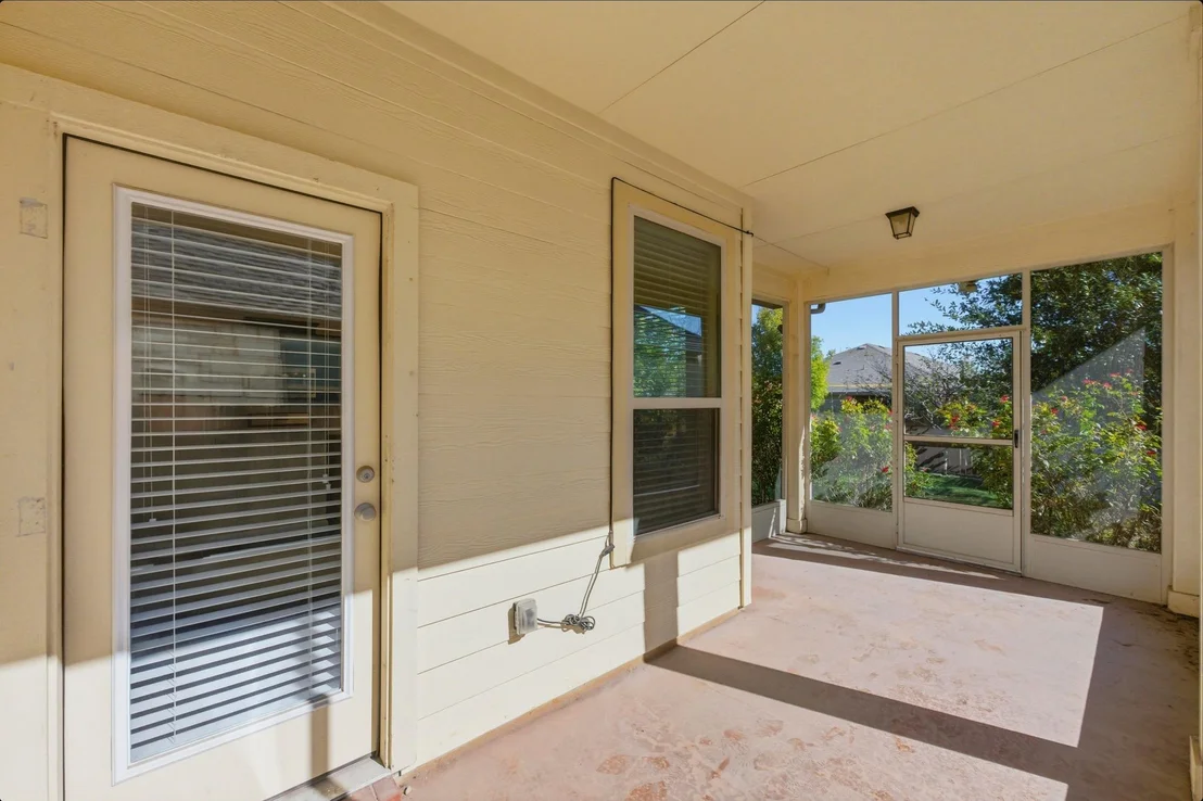 Photo of 9329 Alex LN