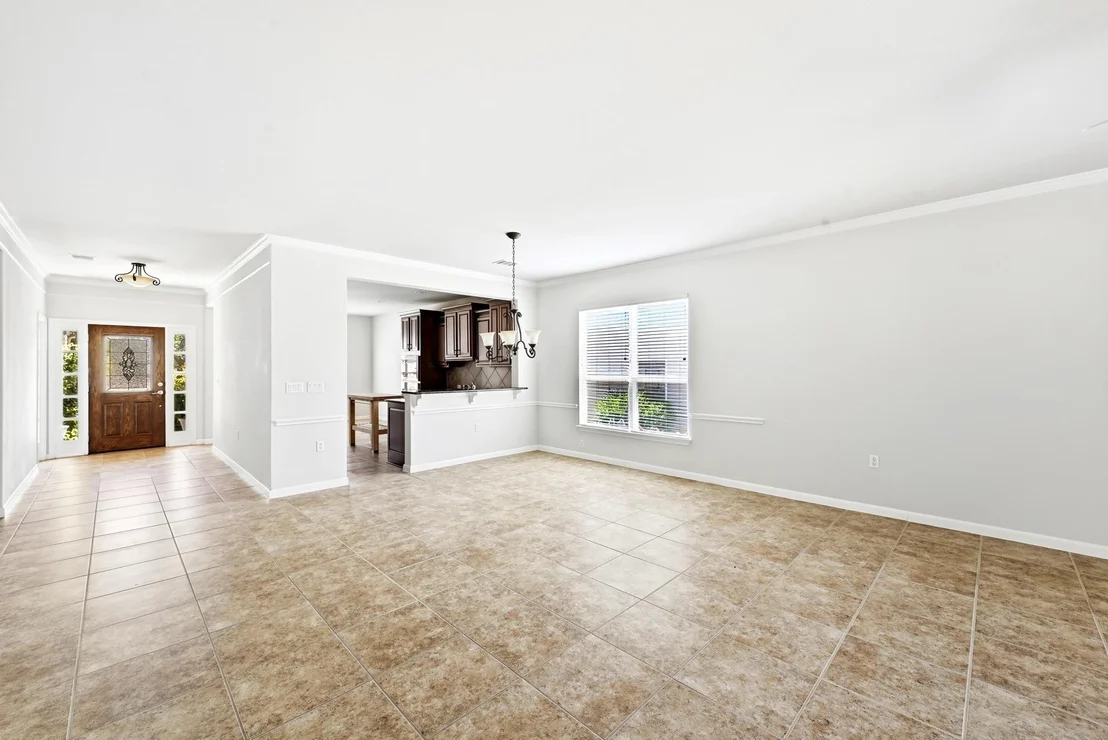 Photo of 321 Fieldstone DR
