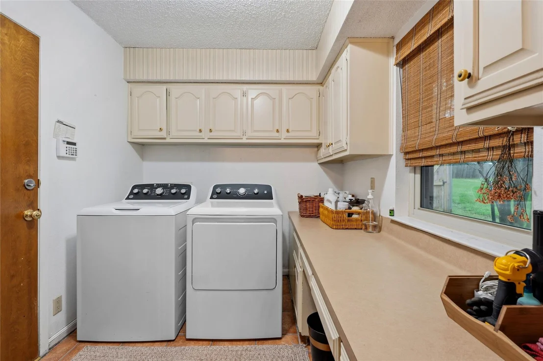 Photo of 203 Leisurewoods DR