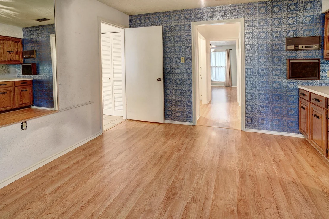 Photo of 204 Maynard ST
