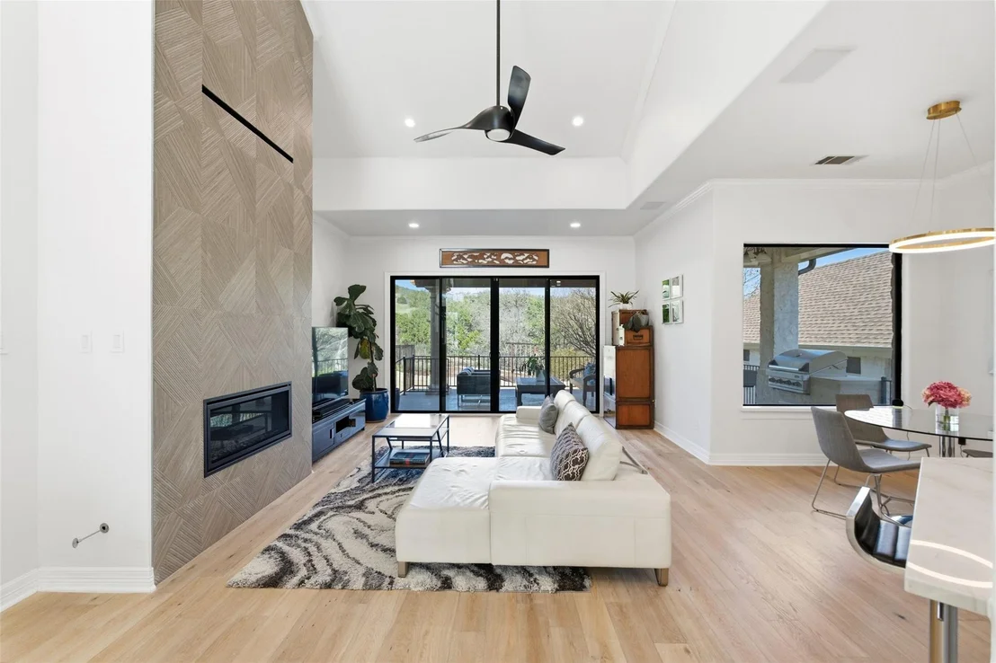 Photo of 3979 River Place BLVD