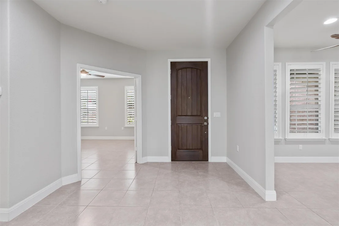 Photo of 511 Davis Mountain CIR