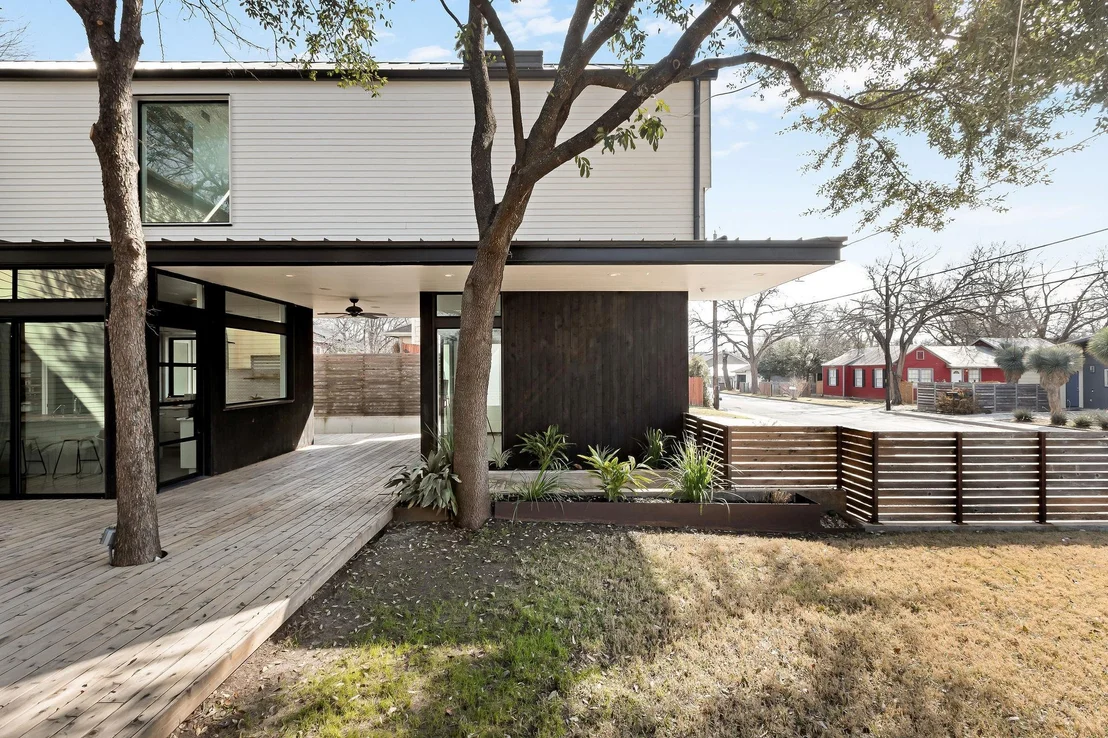 Photo of 1803 Clifford Ave