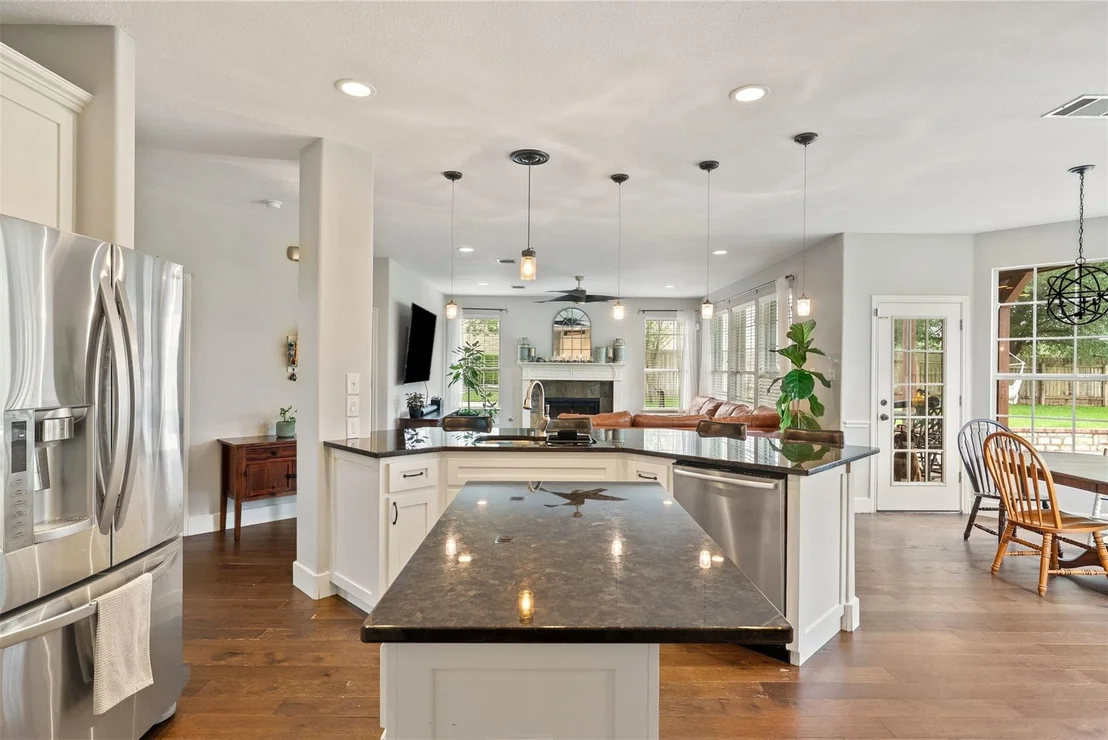 Photo of 3814 Forest Creek DR