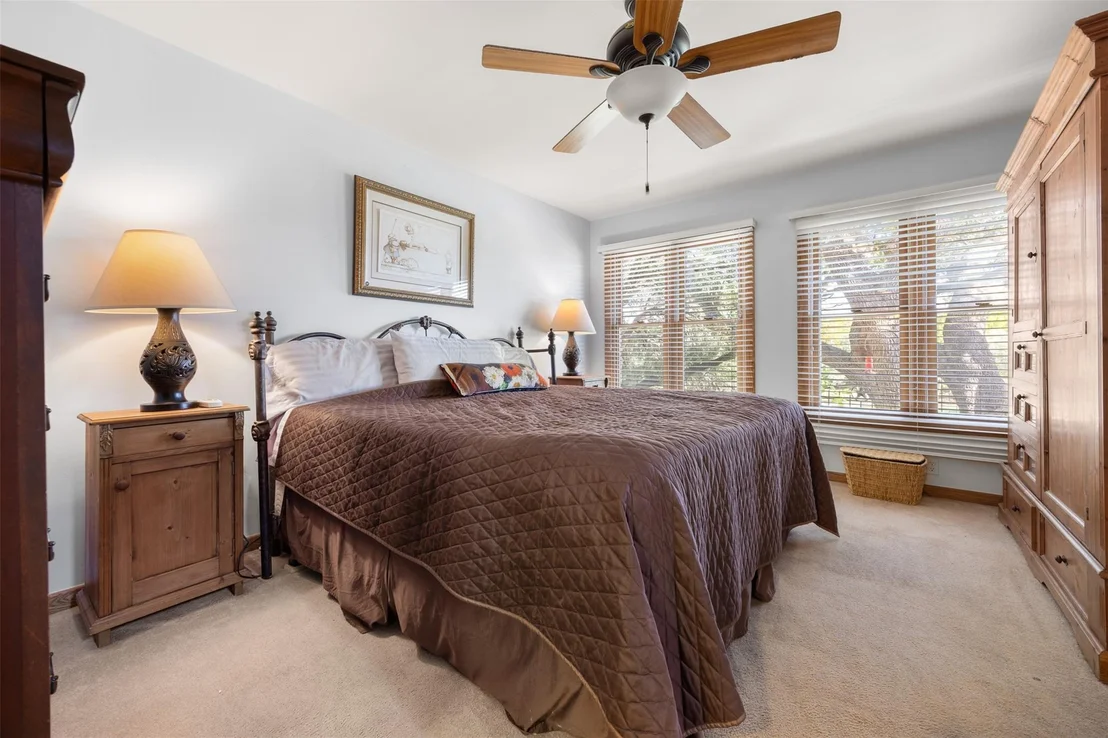 Photo of 116 W Eagle DR