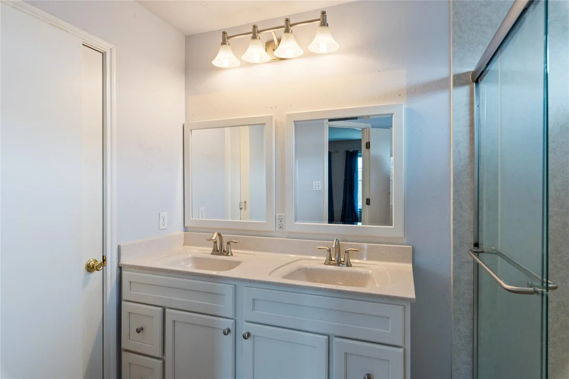 Photo of 1329 Amberwood LOOP
