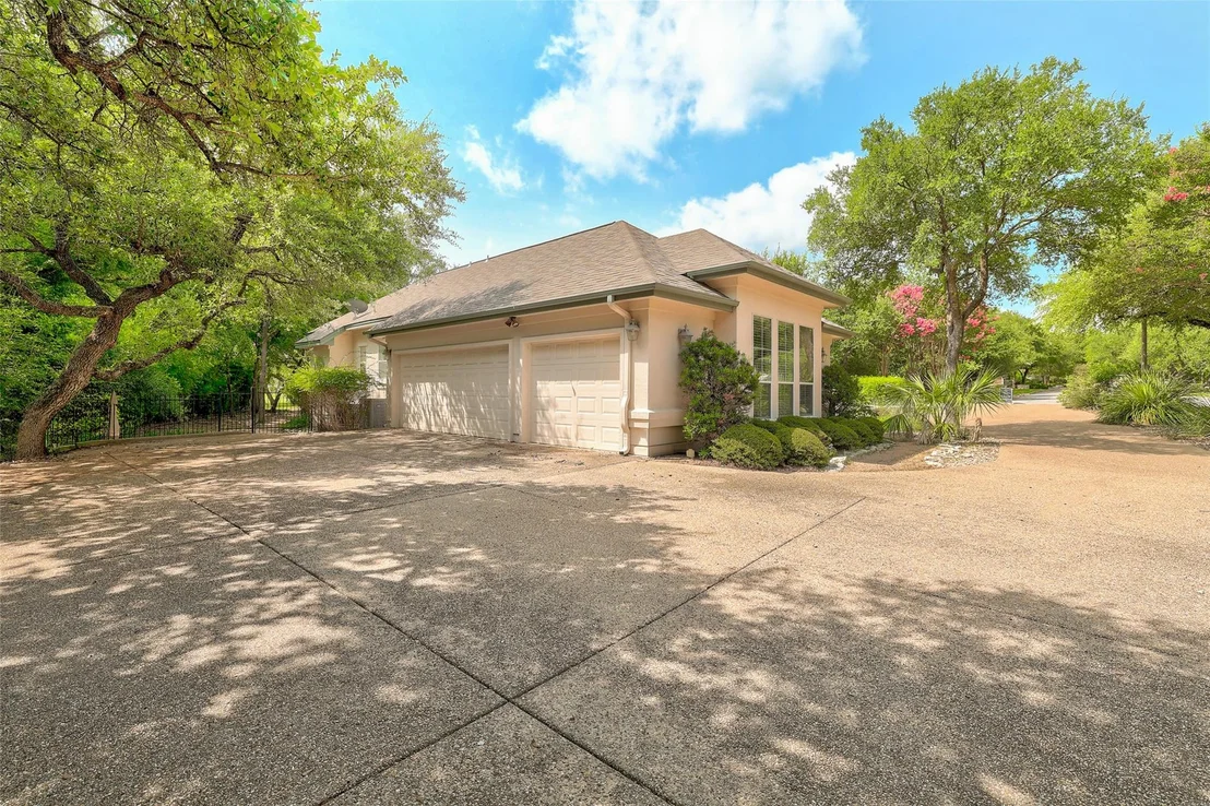 Photo of 33 Meadows End