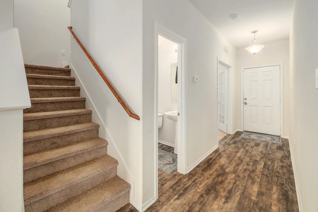 Photo of 317 Bedford Falls LN