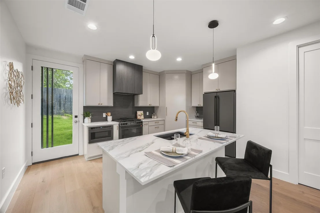 Photo of Unit 2 at 5104 Stone Gate DR