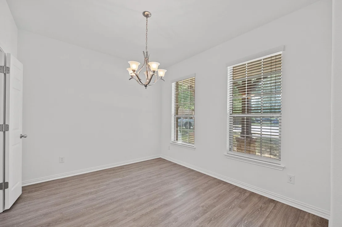 Photo of 2572 Santa Barbara LOOP