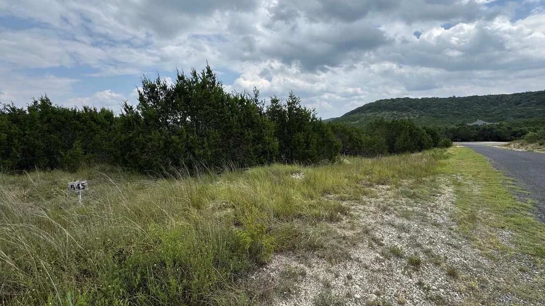 Photo of Lot 645 Wagon Wheel TRL