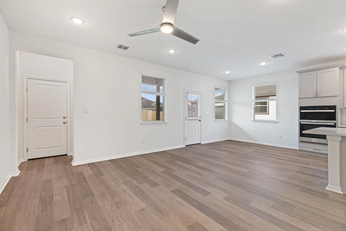 Photo of 180 Condesa ST