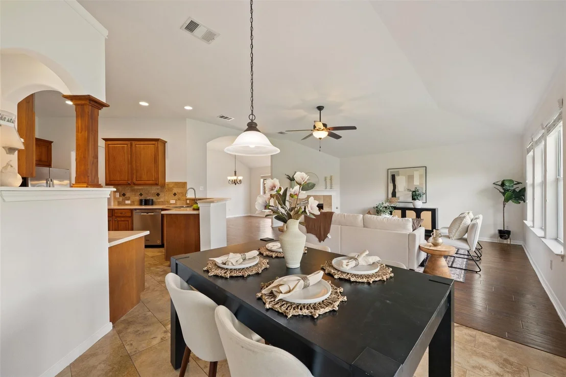 Photo of 912 Abbeyglen Castle DR