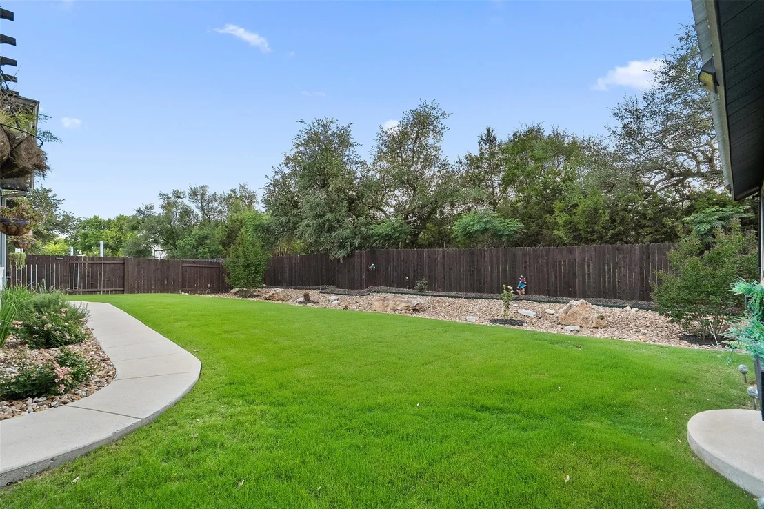 Photo of 225 Escarpment WAY