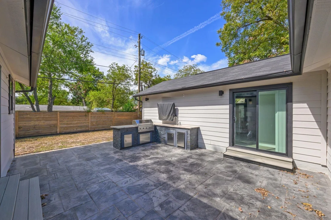 Photo of 1409 Westmoor DR