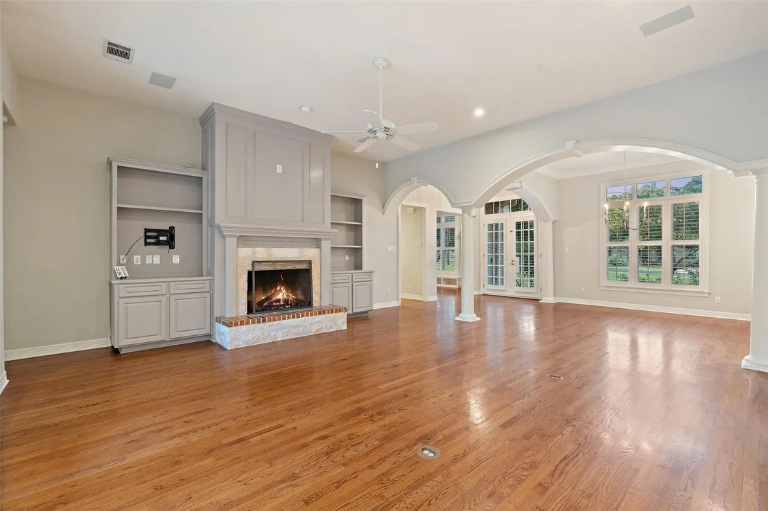 Photo of 127 Roberts CIR