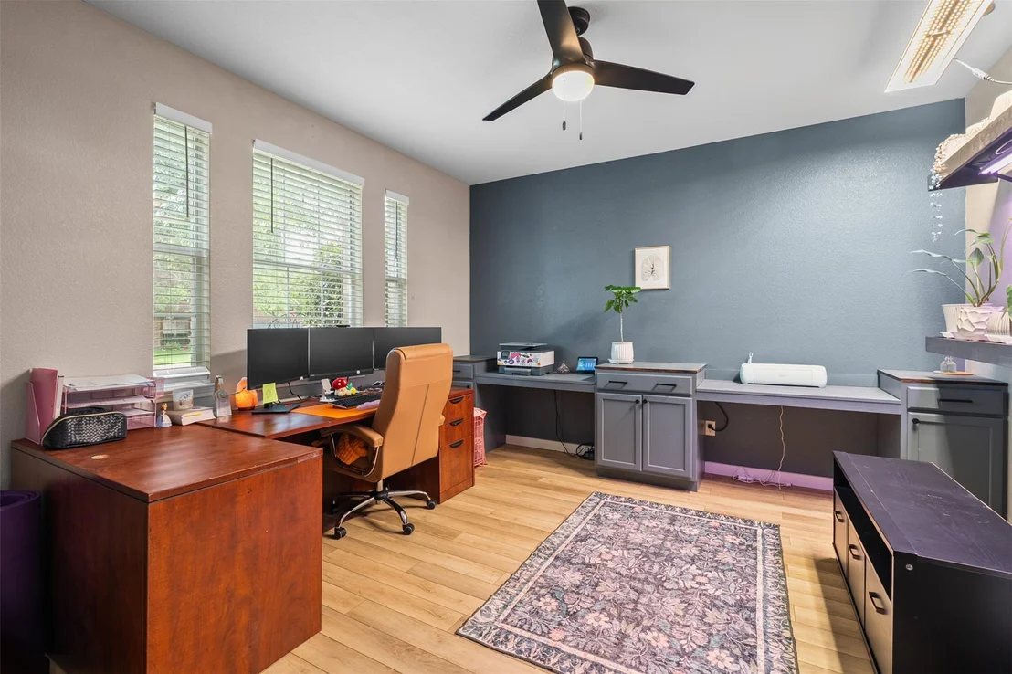 Photo of 7107 Kevin DR
