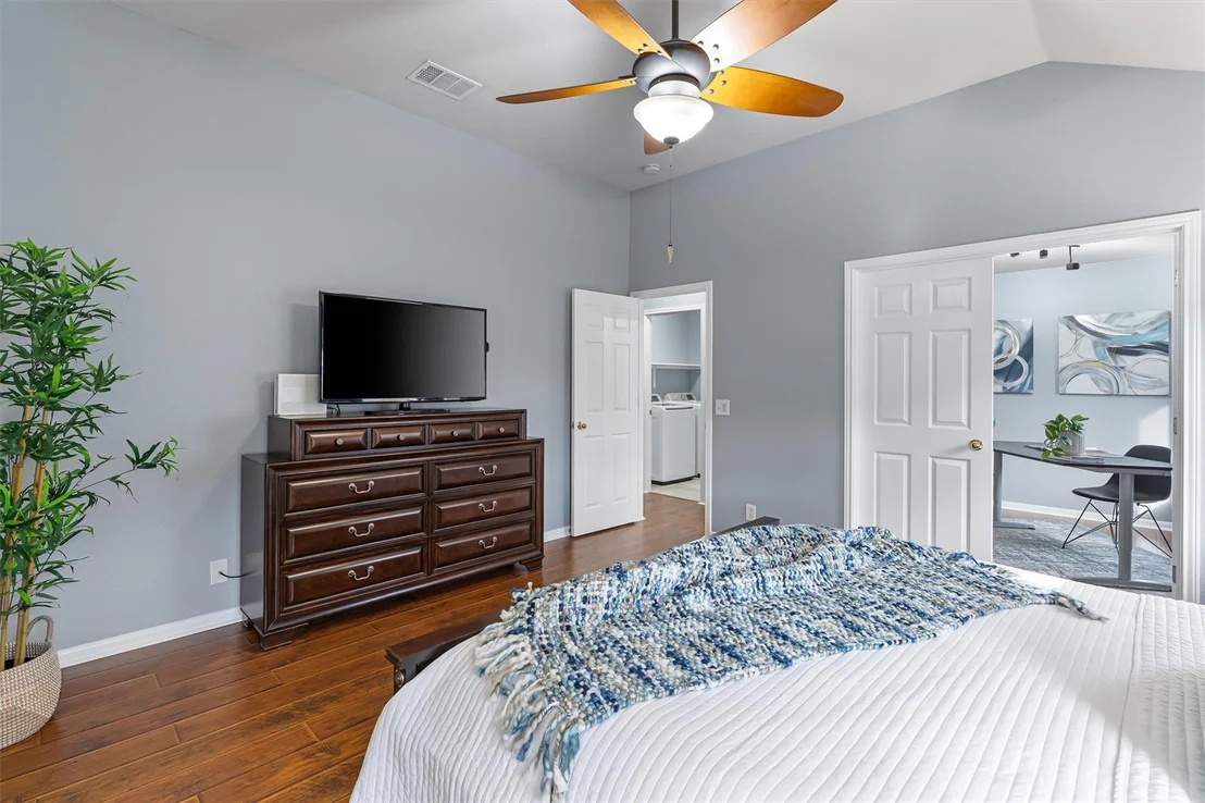 Photo of 121 Dogwood DR