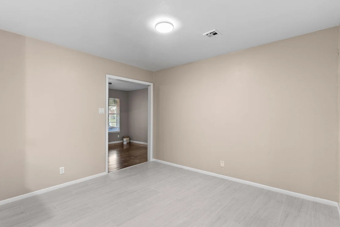 Photo of 1411 Connell DR