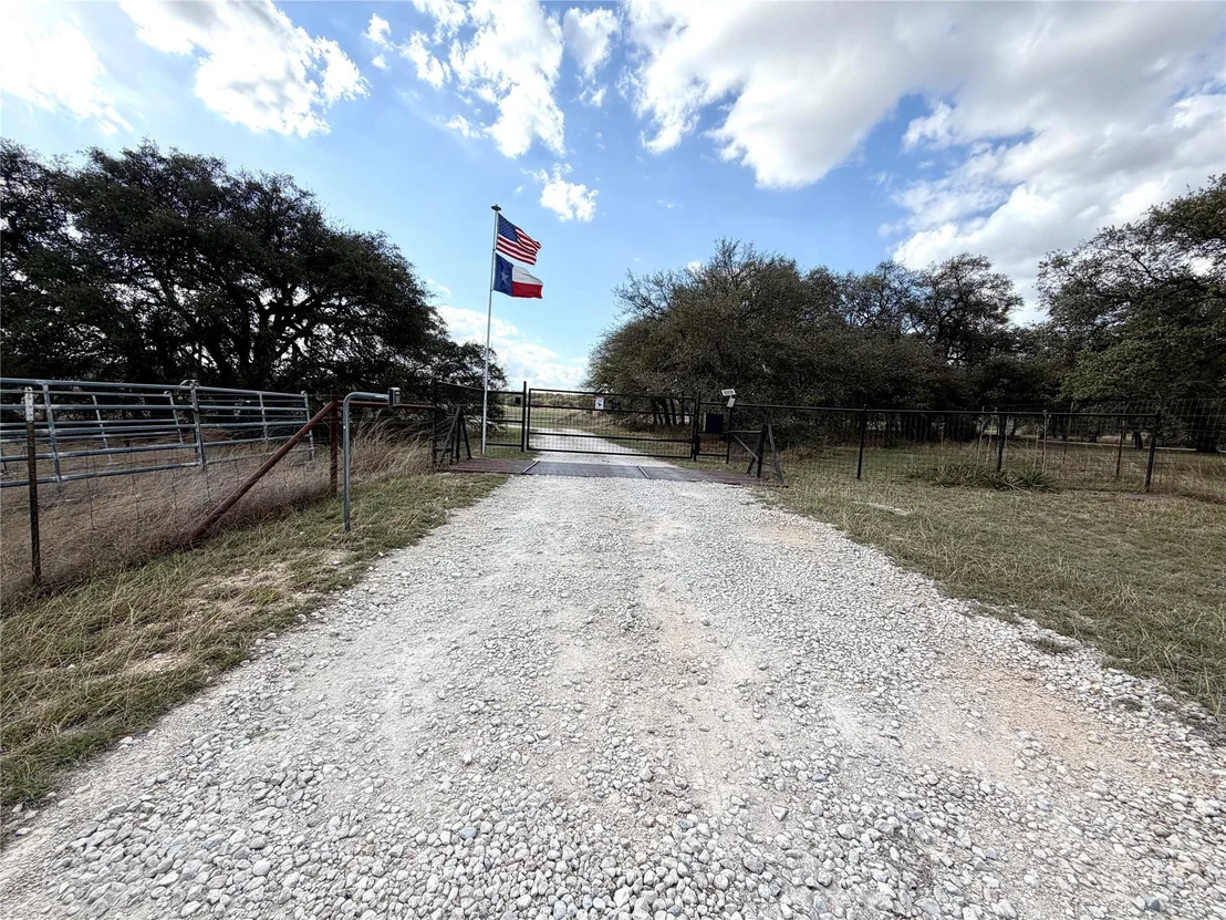 Photo of 1358 County Road 233 RD