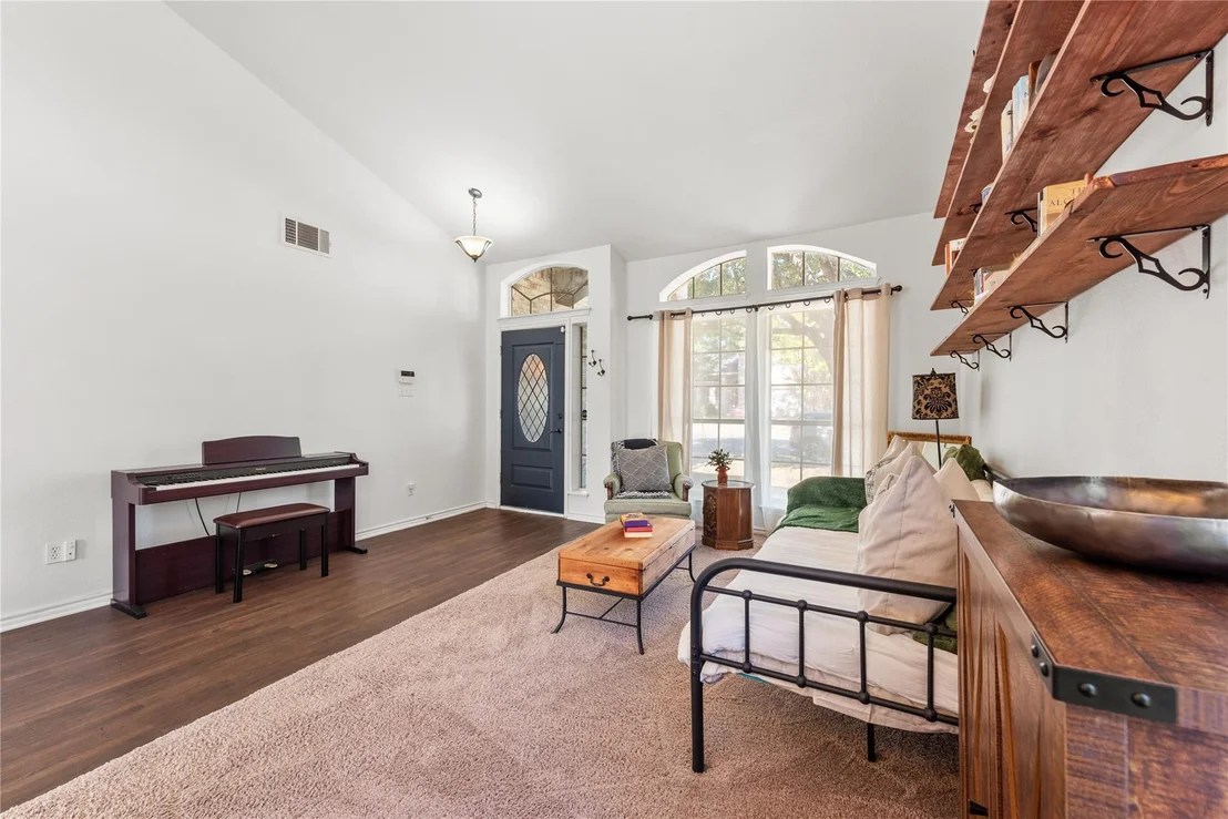 Photo of 1111 Pathfinder WAY