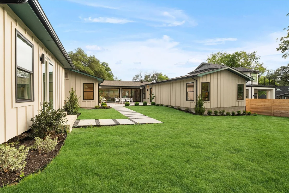 Photo of 4906 Enchanted LN