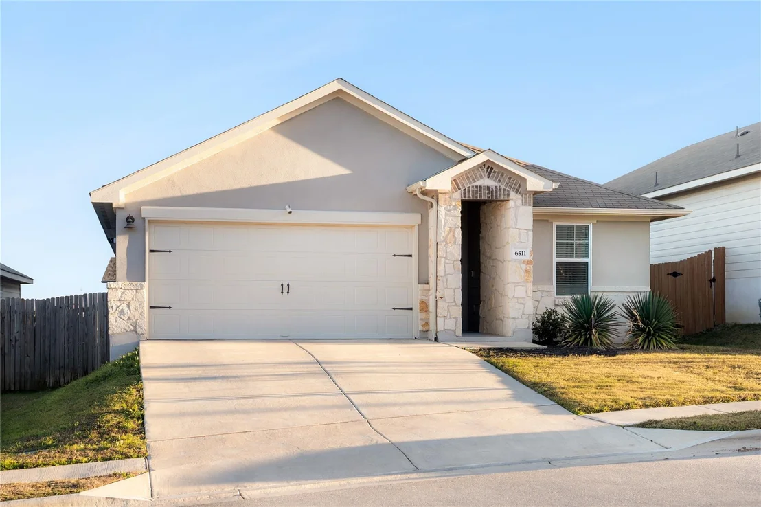 Photo of 6511 Rounded Pebble LN