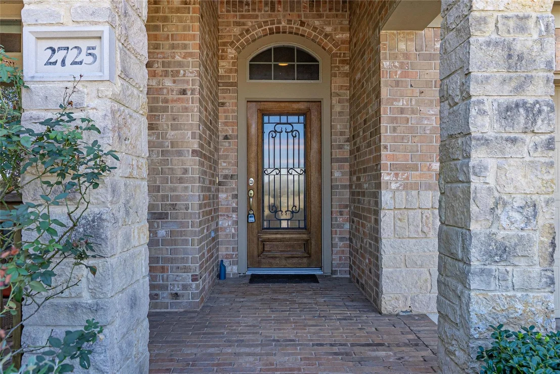 Photo of 2725 Highland TRL