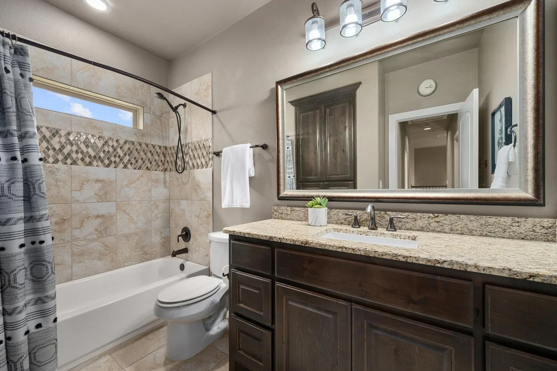 Photo of 2220 Quarry LOOP