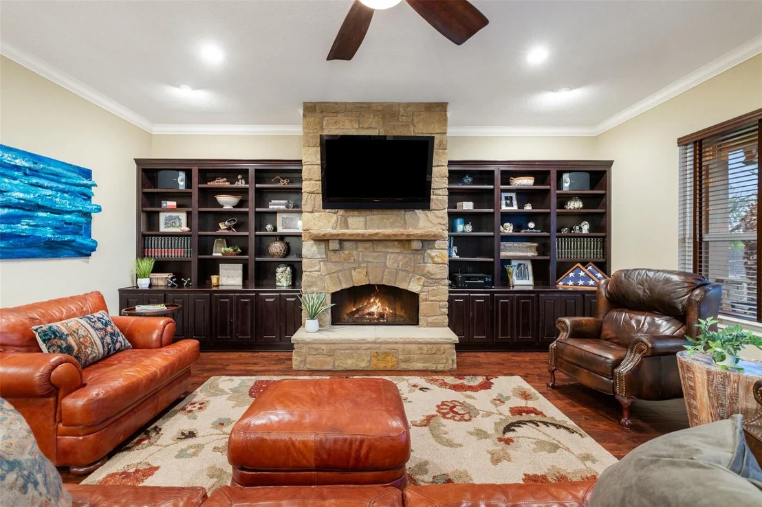 Photo of 348 Carlson CIR