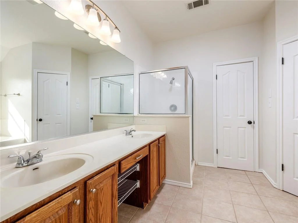 Photo of 1716 Ramona CIR