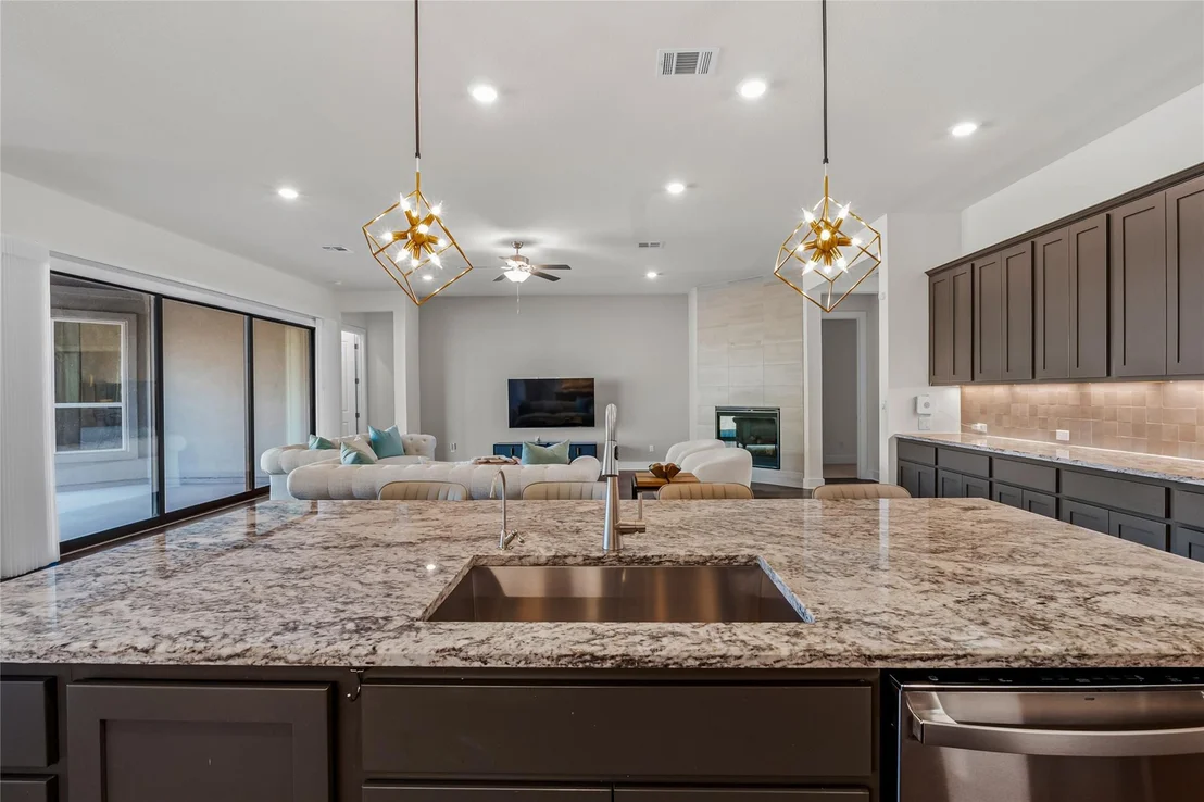 Photo of 921 Trevi Fontana DR