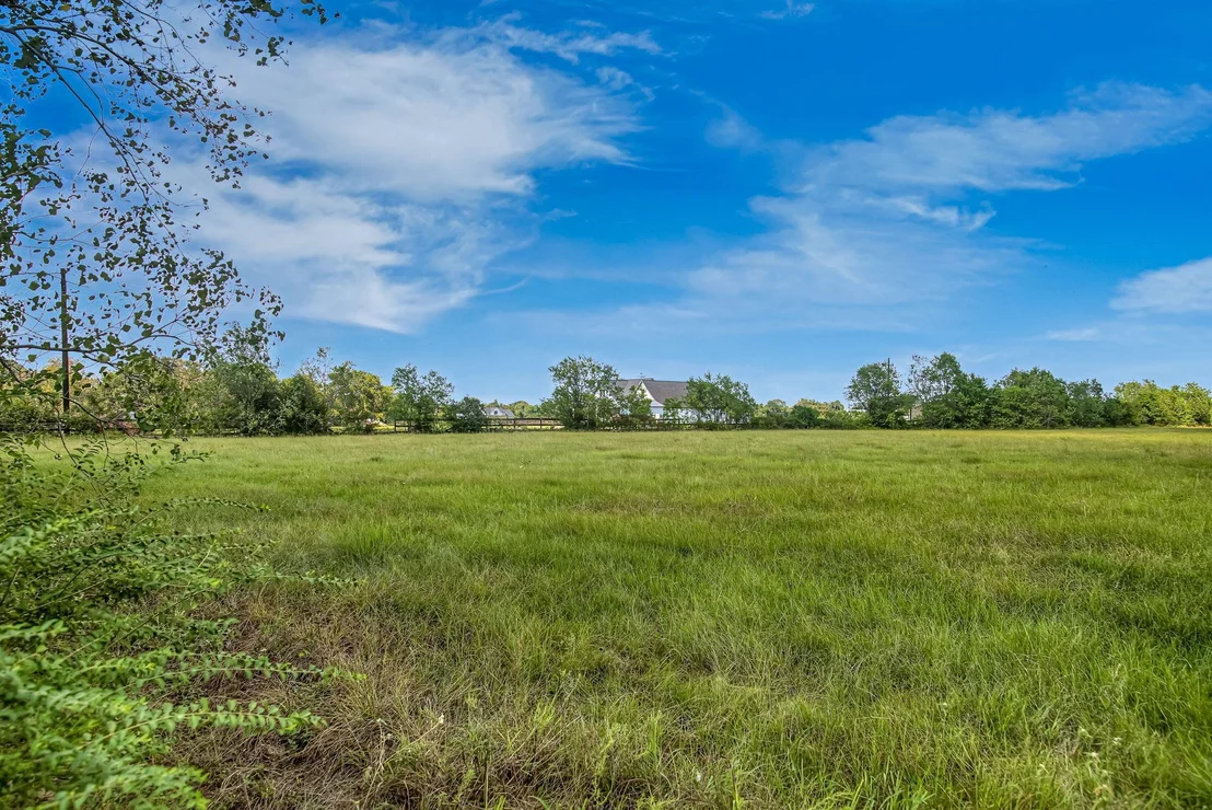 Photo of 37280 Clapp RD