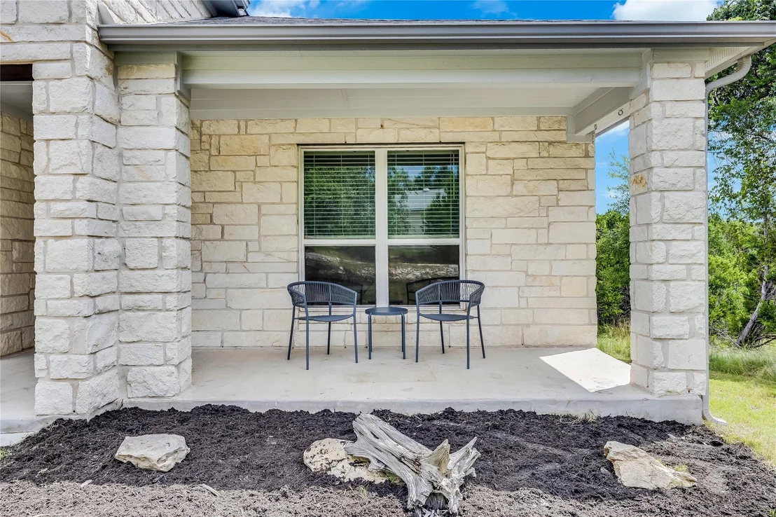 Photo of 21302 Santa Rosa Ave