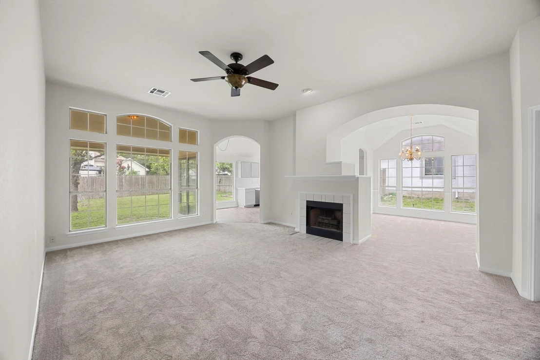 Photo of 706 Cornell DR