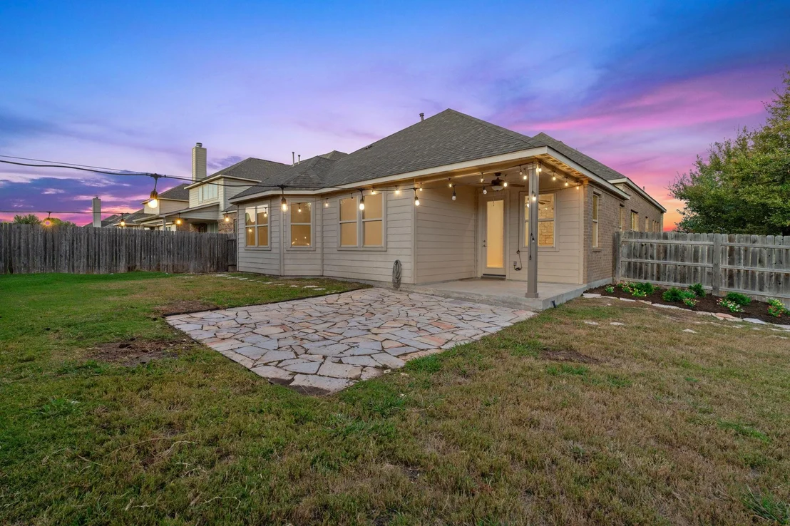 Photo of 21100 Windmill Ranch Ave