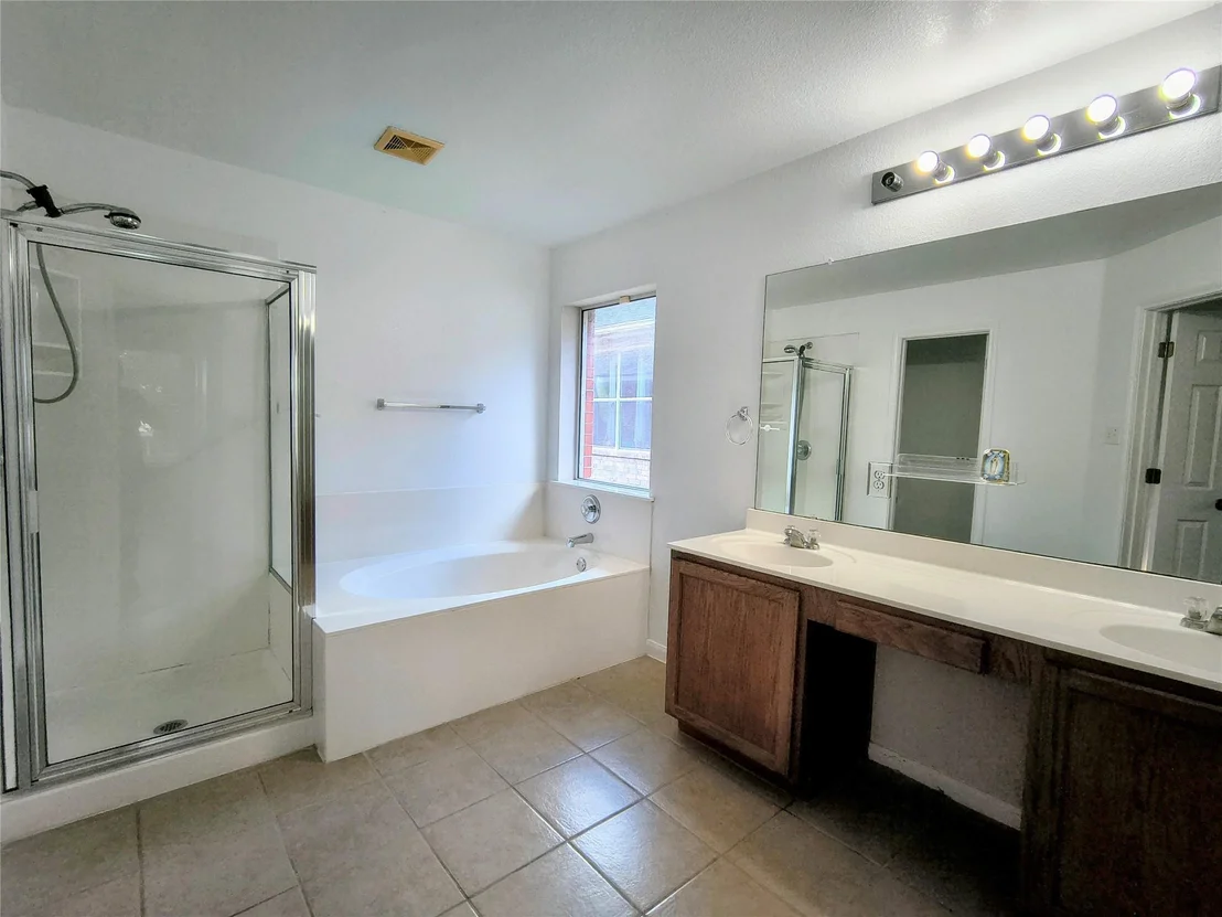 Photo of 9213 Pioneer Forest DR