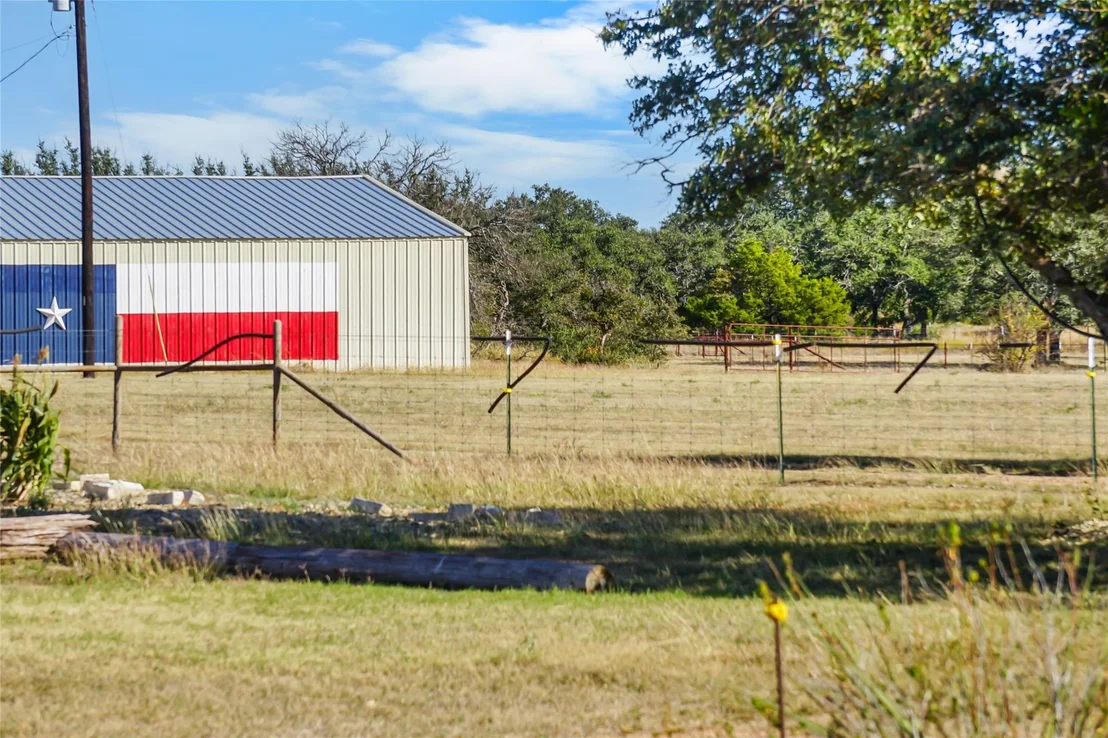 Photo of 6588 Starks RD